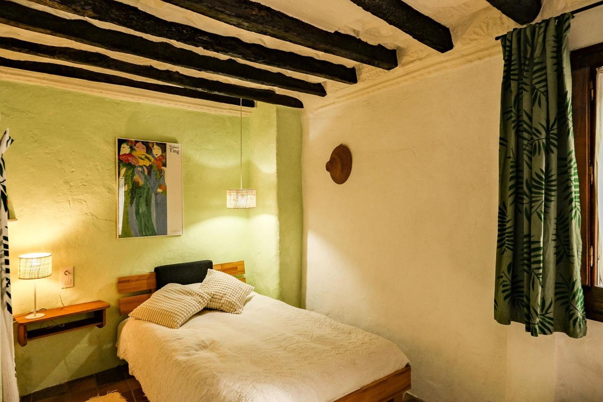 10 Del Pont Alojamiento Con Vistas Panoramicas Besalú Εξωτερικό φωτογραφία